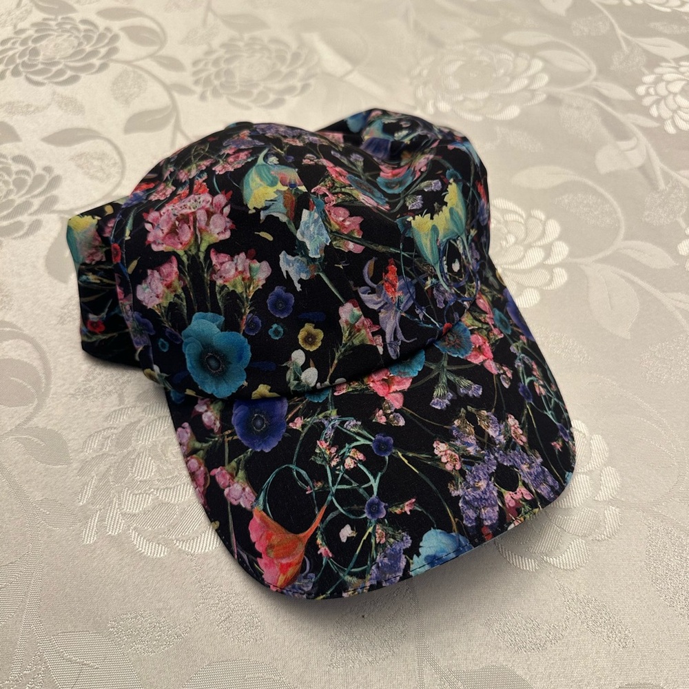 Black Floral Hat